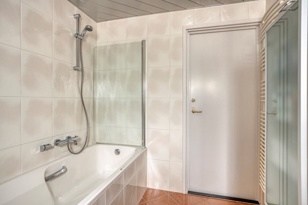 Medium property photo - Stationsweg 127, 6024 BL Budel-Dorplein